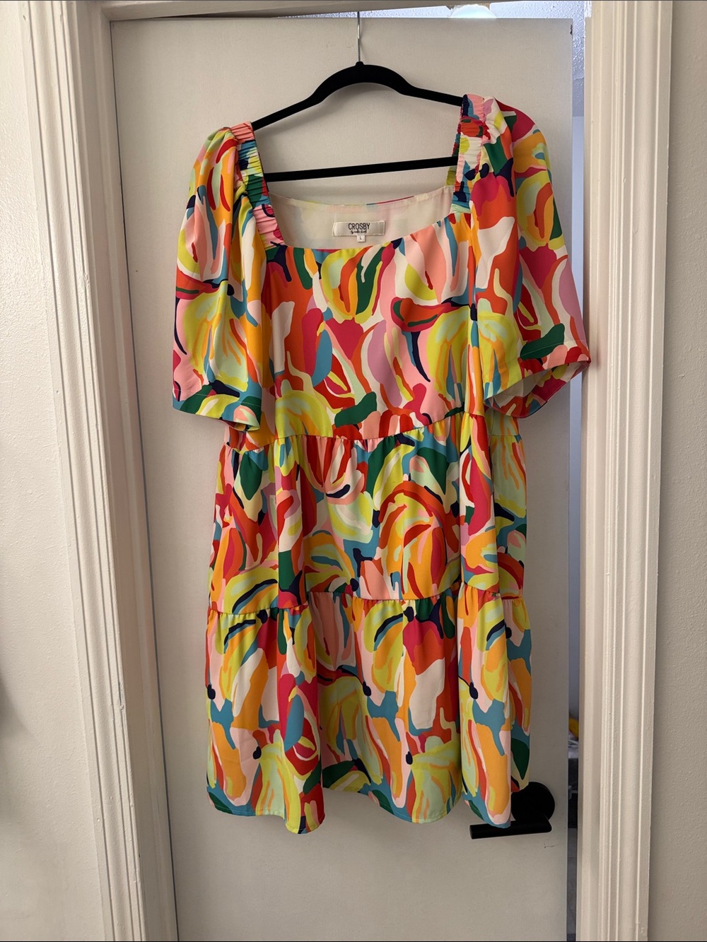 CROSBY by Mollie Burch Multicolor Abstract Tiered Dress